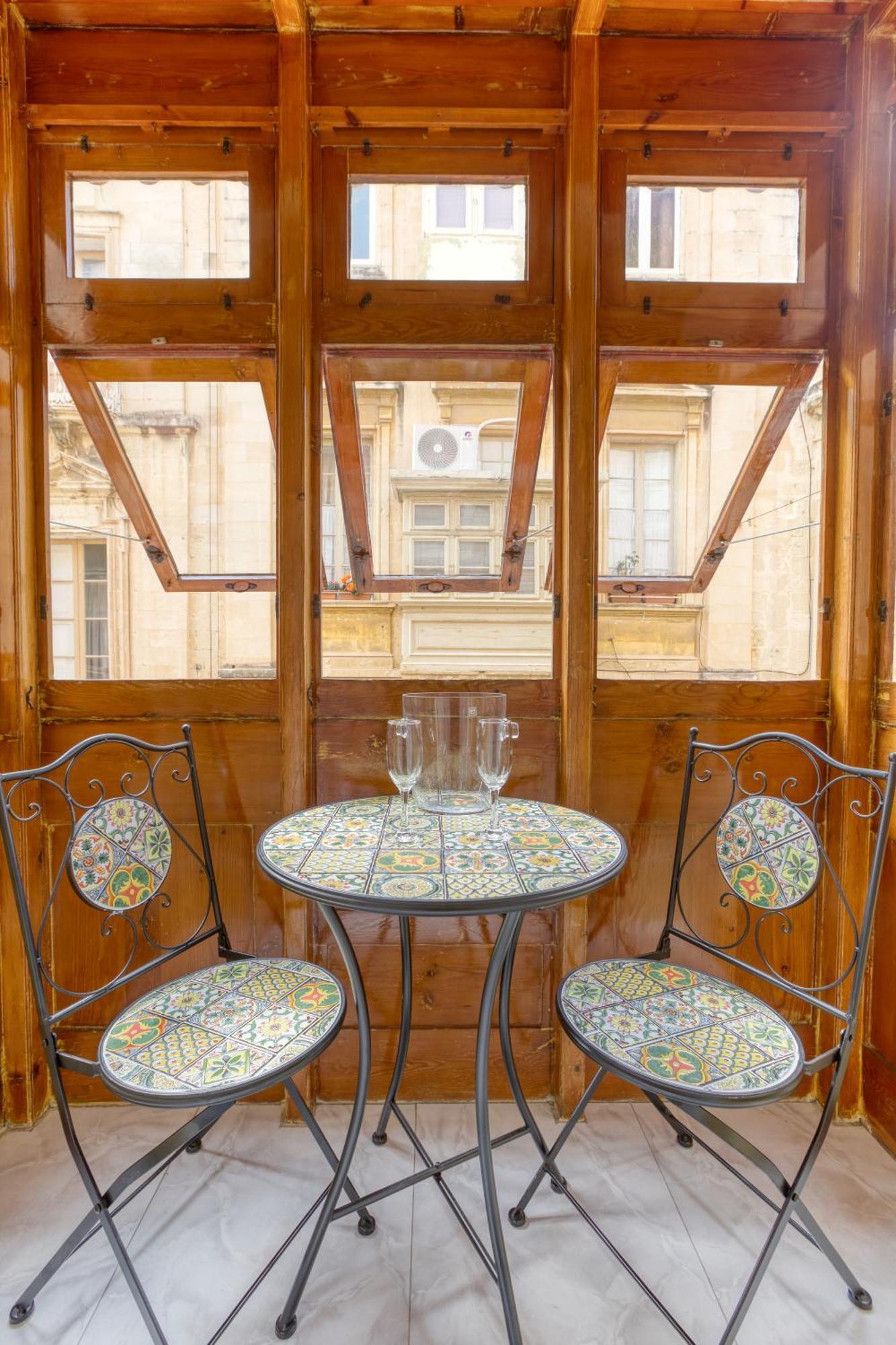 Stylish Valletta Suites Zewnętrze zdjęcie